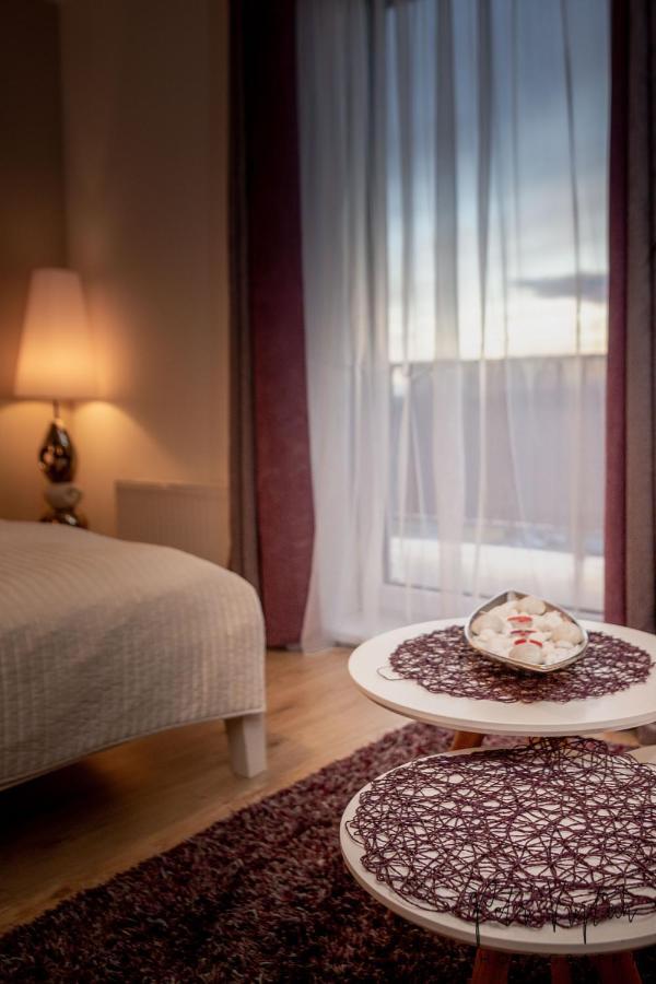 Luxurious, Lovely And Romantic Apartment In Tábor Extérieur photo